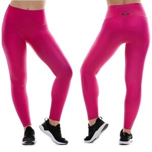 K-DEER Polished Hi-Luxe Shiny Fuchsia 7/8 Sneaker Length Leggings